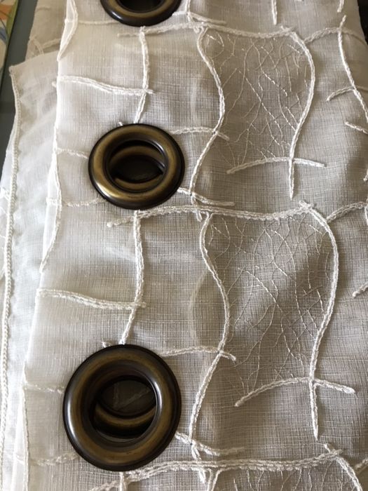 Conjunto de cortinados brancos