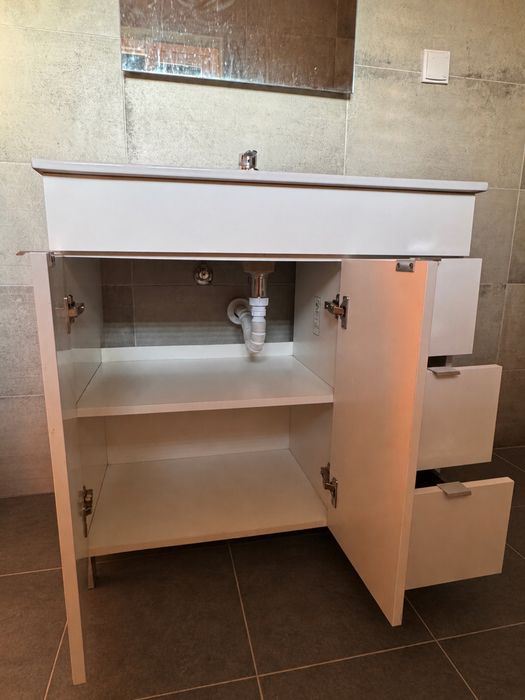 Móvel de Casa de Banho Moderno com Lavatório