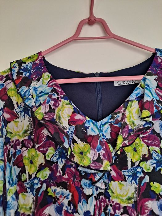 Sukienka w kwiaty Quiosque r.36
