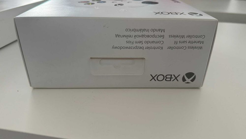 Bezprzewodowy kontroler Xbox Series X QAS- biały NOWY
