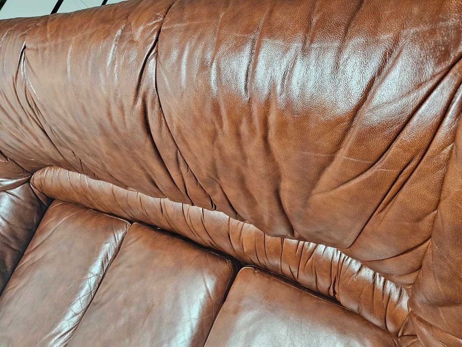 Sofá Cama em pele