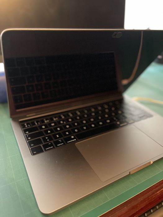 MacBook Pro 13” 2018 touchbar