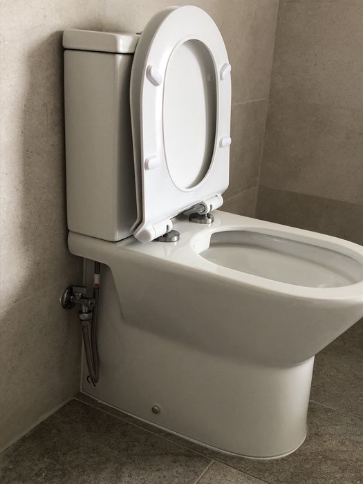 Serviços  de picheleiro / canalizador / Desentupimentos