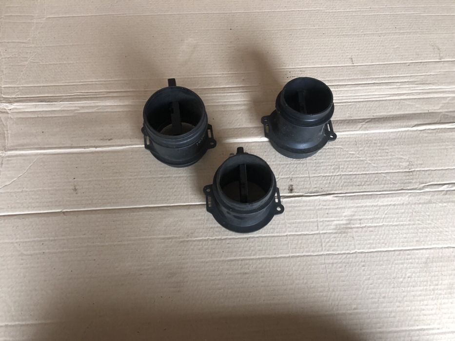 Розходомір повітря Датчик потока воздуха  Audi A4 B8 A5 VW 2.7 3.0 tdi