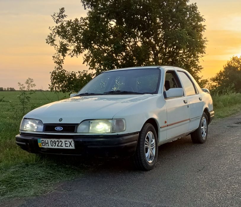 Продам Ford Sierra 1.8 бензин ПЕРЕОФОРМЛЕНИЕ