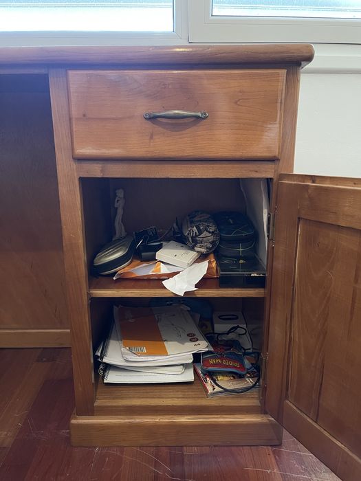 Secretaria de madeira