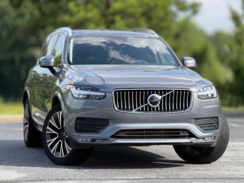 2020 Volvo XC90 T5 Momentum