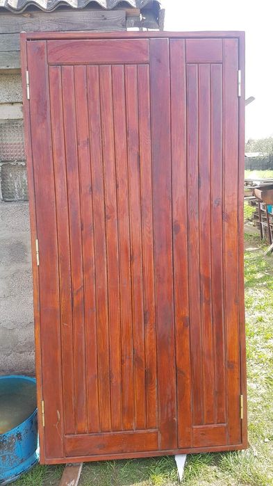 Вхідні двері