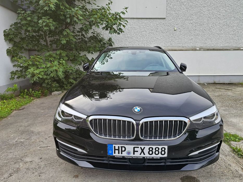 BMW Seria 5 BMW 525D AUT. /Navi/Kamera/Asystent