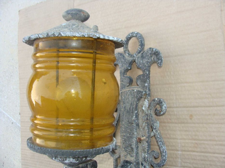 Candeeiro Grande de Parede com Vidro Laranja