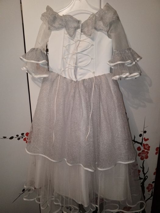 Плаття новорічне біле