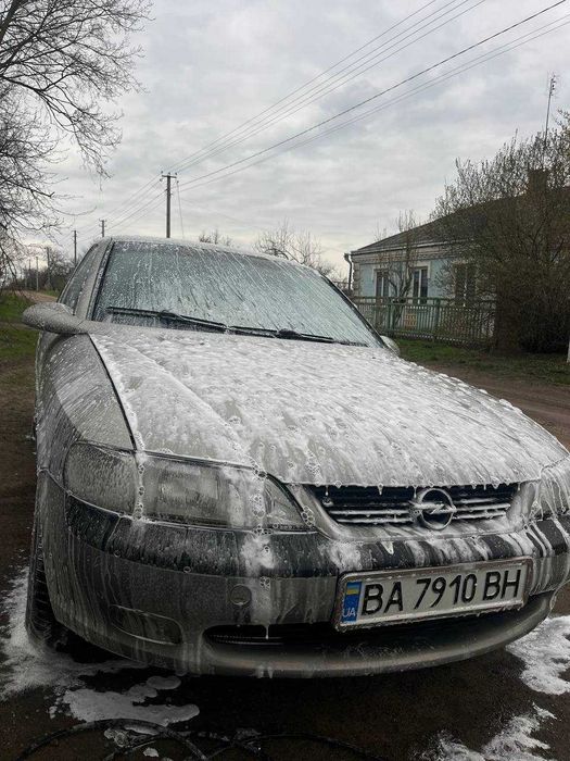Продам машину Opel Vectra b