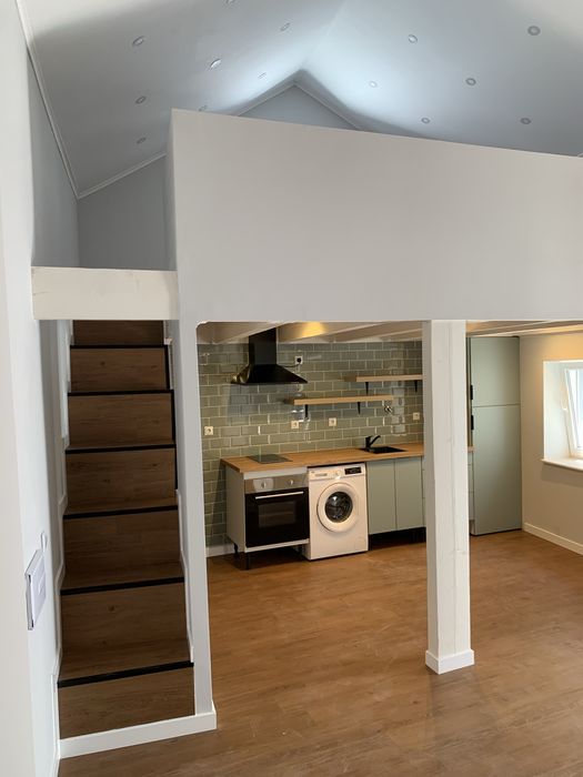 Arrenda-se Loft Cadafais