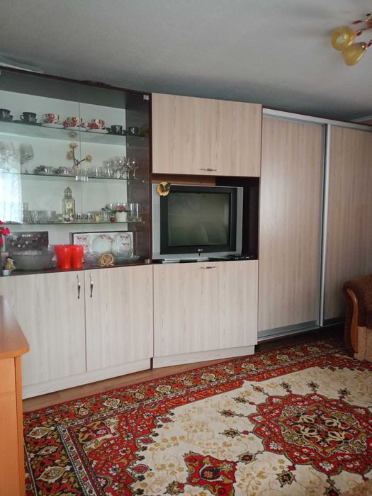 Продаєця частина будинку