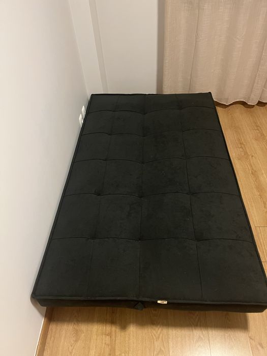 Sofá-cama preto