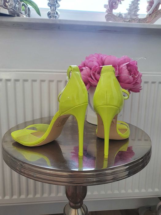 Śliczne Pastelowe Szpilki Aldo Nowe 37