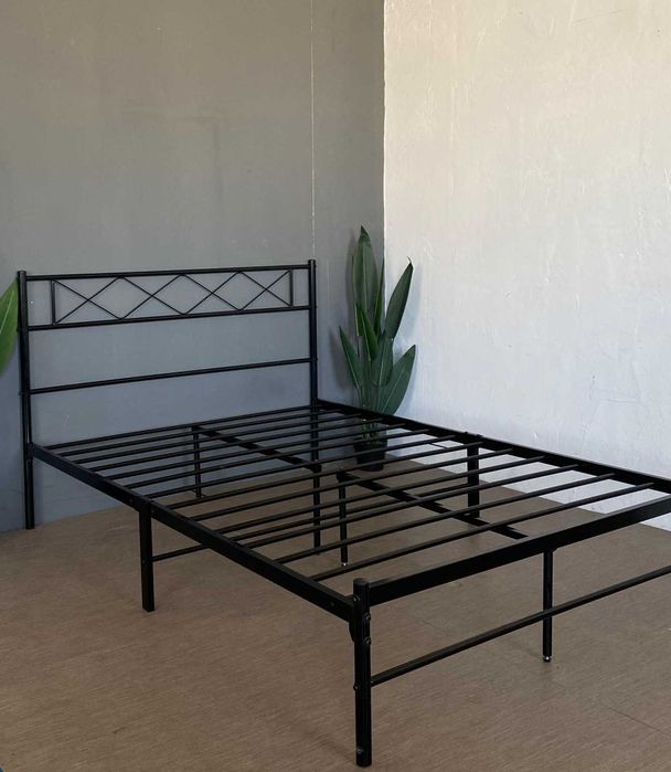 LIQUIDAÇÃO!! ESTRUTURA DE CAMA EM METAL + COLCHÃO + ENVIO POR 170€