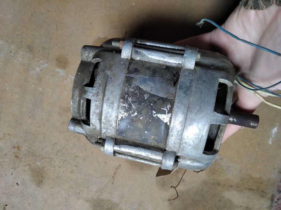 Электродвигатель мотор от стиральной машинки отечественной самовывоз