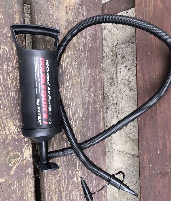 Насос для камери басейну