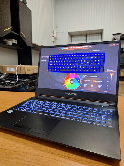 Gigabyte G5 KC i5-10500H RTX 3060 6Gb DDR4 16Gb SSD 512Gb