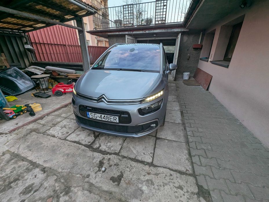 Citroën C4 SpaceTourer 1.2 130 KM – 7 miejsc – uszkodzony silnik