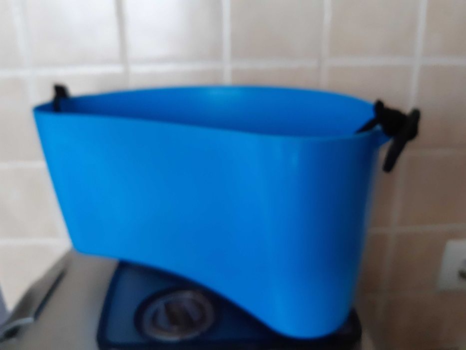 Корзина для сбора фруктов пластиковая, плодосборник