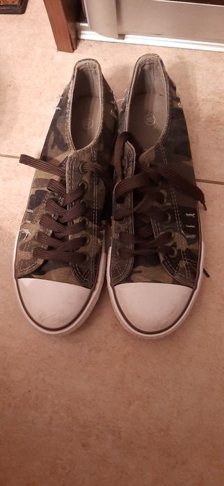 Trampki moro 39 rozmiar