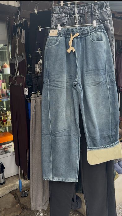 Джегінси стрейчеві на щільному флісі