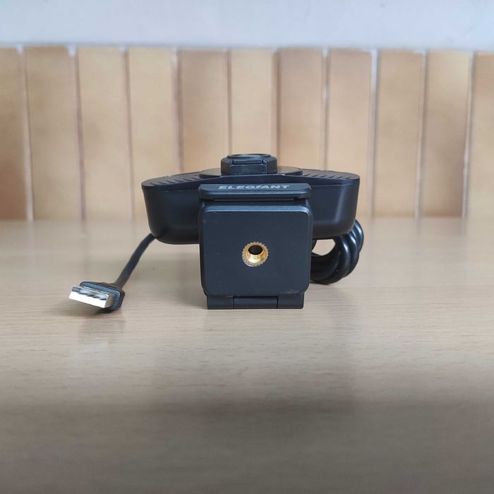 Webcam 1080p Micro Incorporado e Proteção de Privacidade