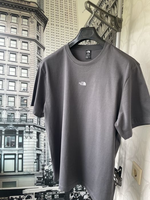 Комплект The North Face Relaxed Fit — футболка + шорти  (оригінал) розмір: М