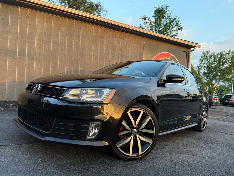 Volkswagen Jetta GLI Autobahn      2014