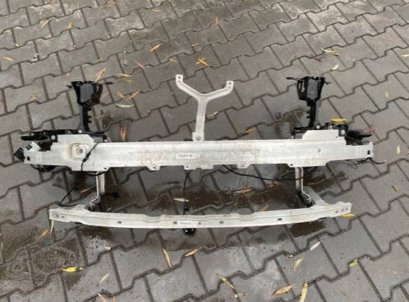 BMW Усилитель Телевизор F32 F30 F36 G30 G05 G01 G20 G22 G26 Підсилювач