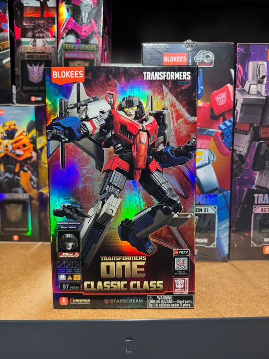 Figurka Starscream Transformers Classic Class 16 | Blokees