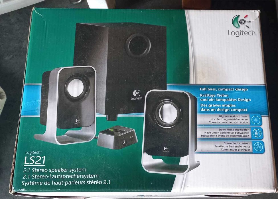 Sistema de som Logitech