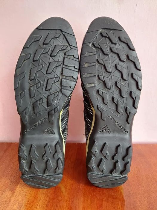 Кросівки трекінгові  adidas terrex на gore tex оригінал 

Розмір  по б