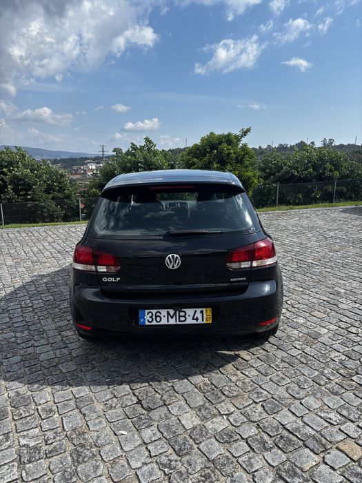 Volkswagen Golf VI 1.6 TDI Comfortline 105cv — 2011 | Preto Metalizado