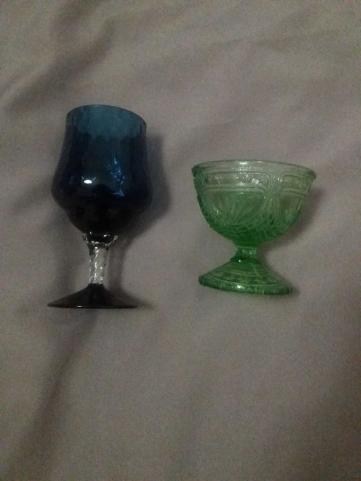 Chávenas, Copos de licor e pratos antigos