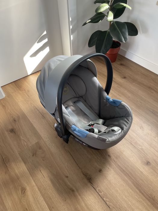 Carrinho de bebé maxi cosi