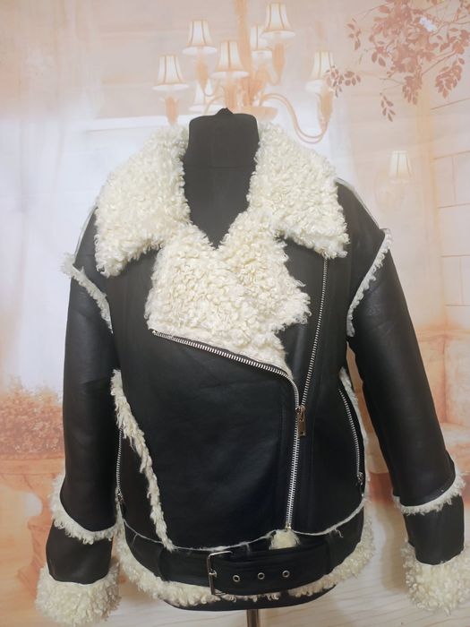 Дубленка женская .