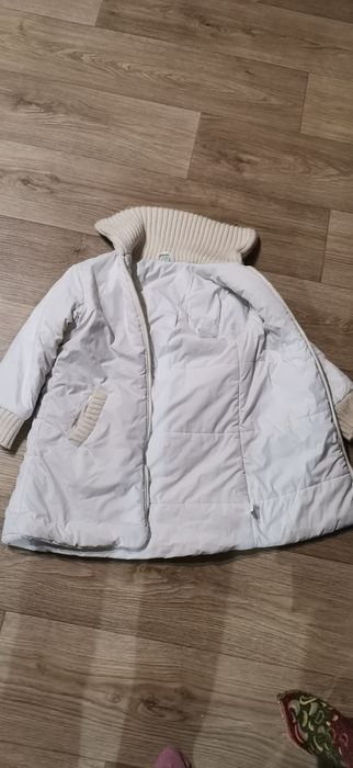 Куртка белая на девочку