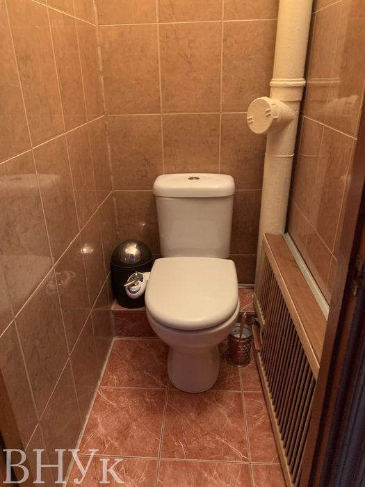 Продам 2-кімнатну квартиру з ремонтом та меблями