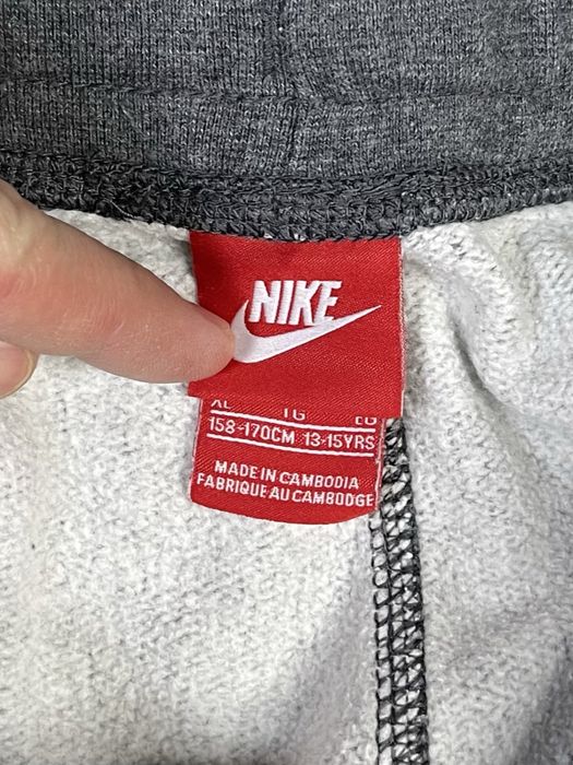 Nike air штаны 13-15 лет 158-170 см подростковые серые на манжете