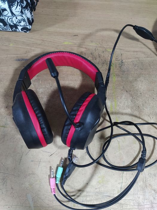 Наушники беспроводные, б/у.Мышь компьютерная USB