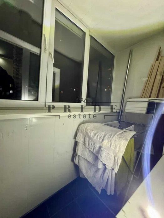 Продається затишна студія 30 м²  6 поверх по вул. Червоної Калини, 4а