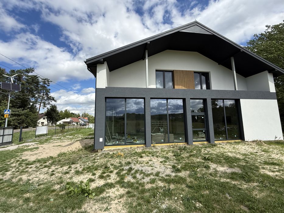 Lokal usługowy , gabinety , apartamenty , restauracja lub dom dla wymagających