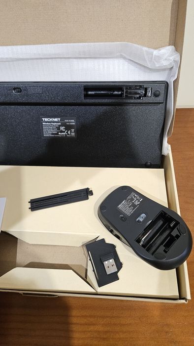 Conjunto teclado  rato wireless