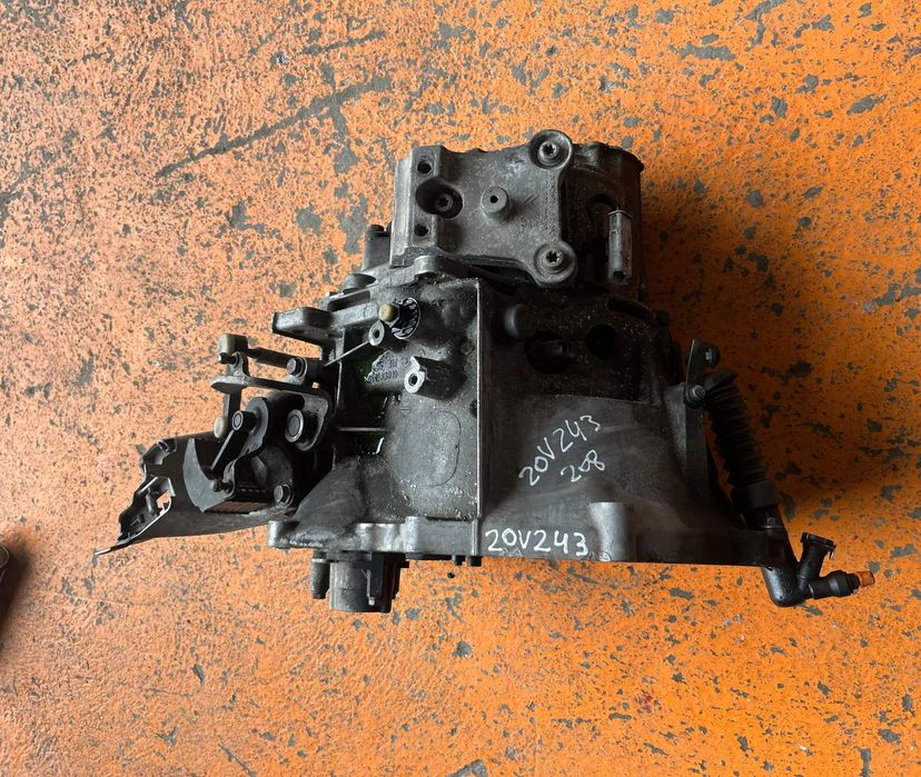 Caixa de Velocidades Citroen C3/Peugeot 208 1.5 BlueHDI Ref: 20V243