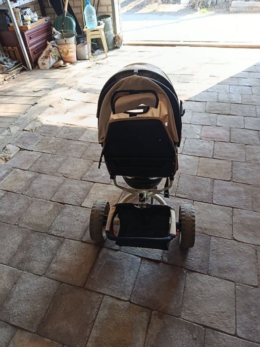 Велосипед з батьківською ручкою