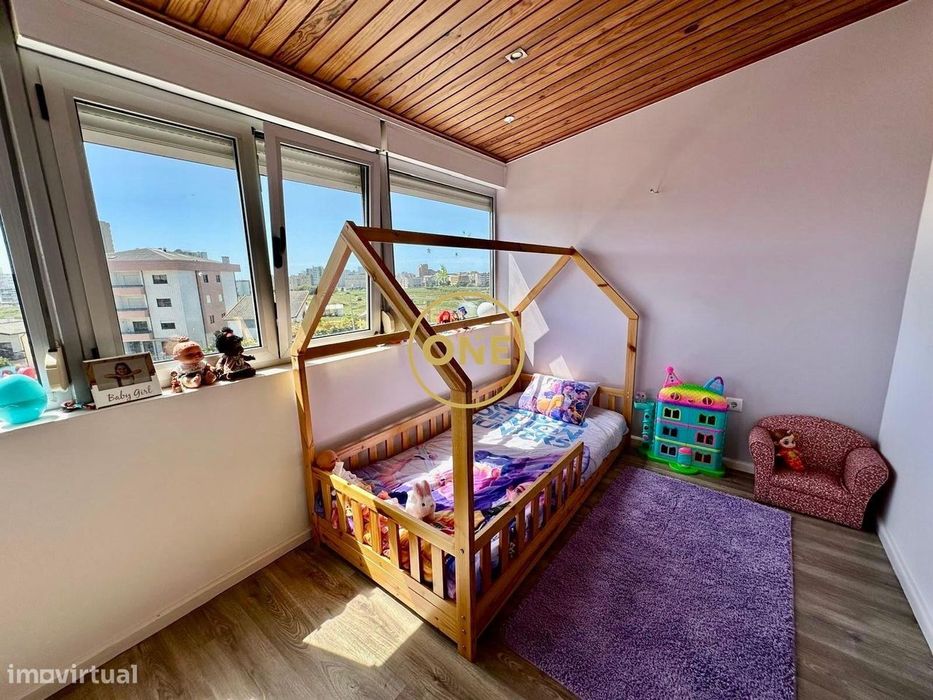 Apartamento T3 Remodelado No Centro da Póvoa de Varzim