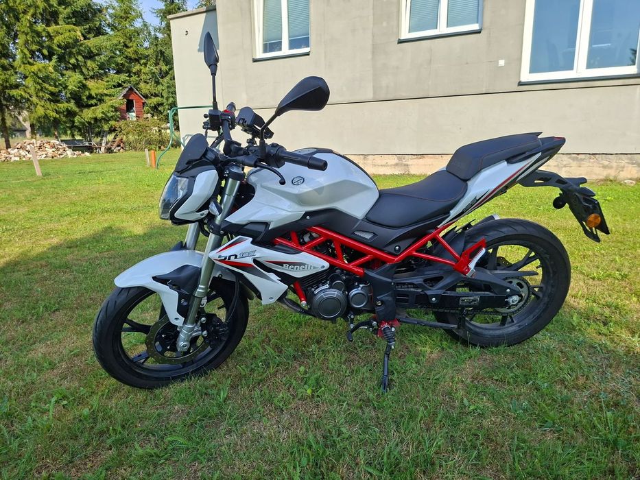 Benelli BN 125 Benelli BN 125 (2021) | Niski Przebieg 8900 km | Książka Serwisowa | S